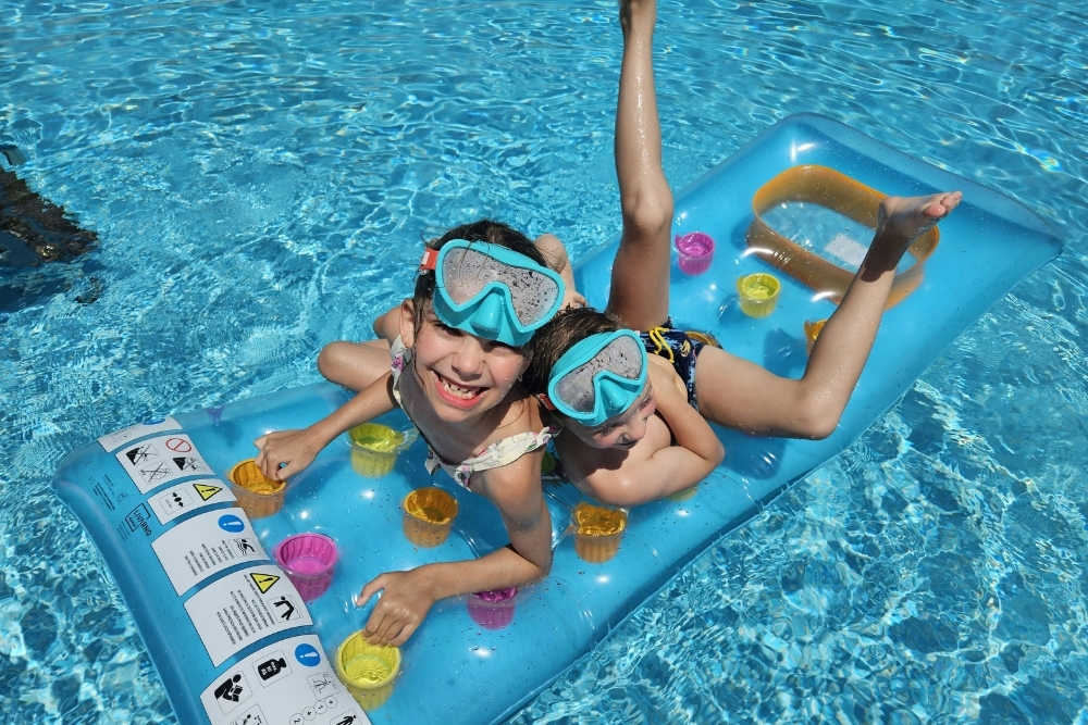 full pool image