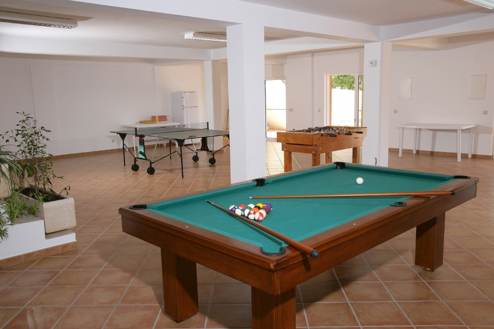 full pool image